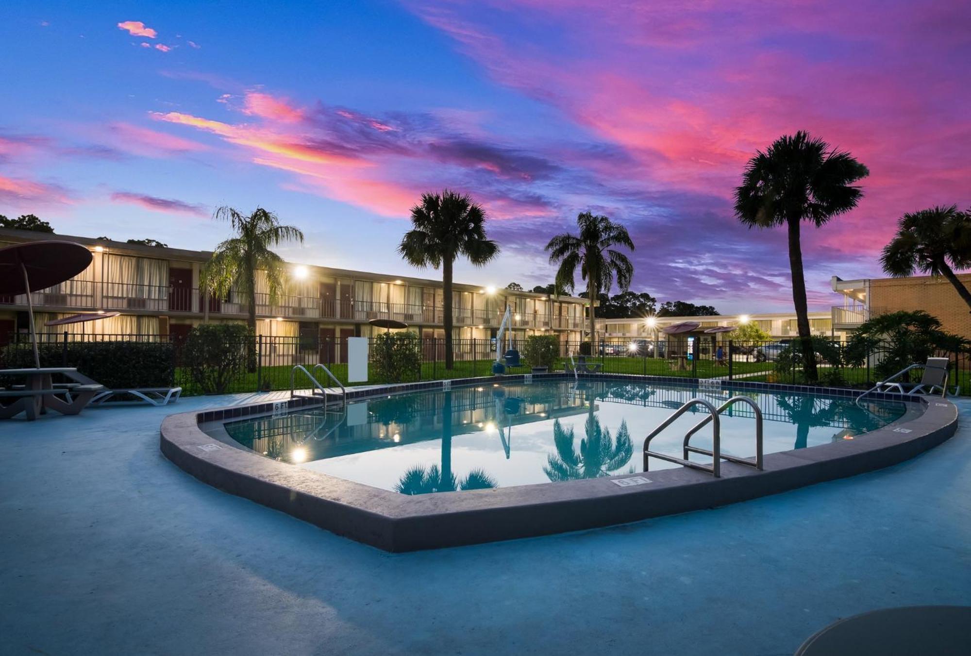 Red Roof Inn Vero Beach - I-95 מראה חיצוני תמונה