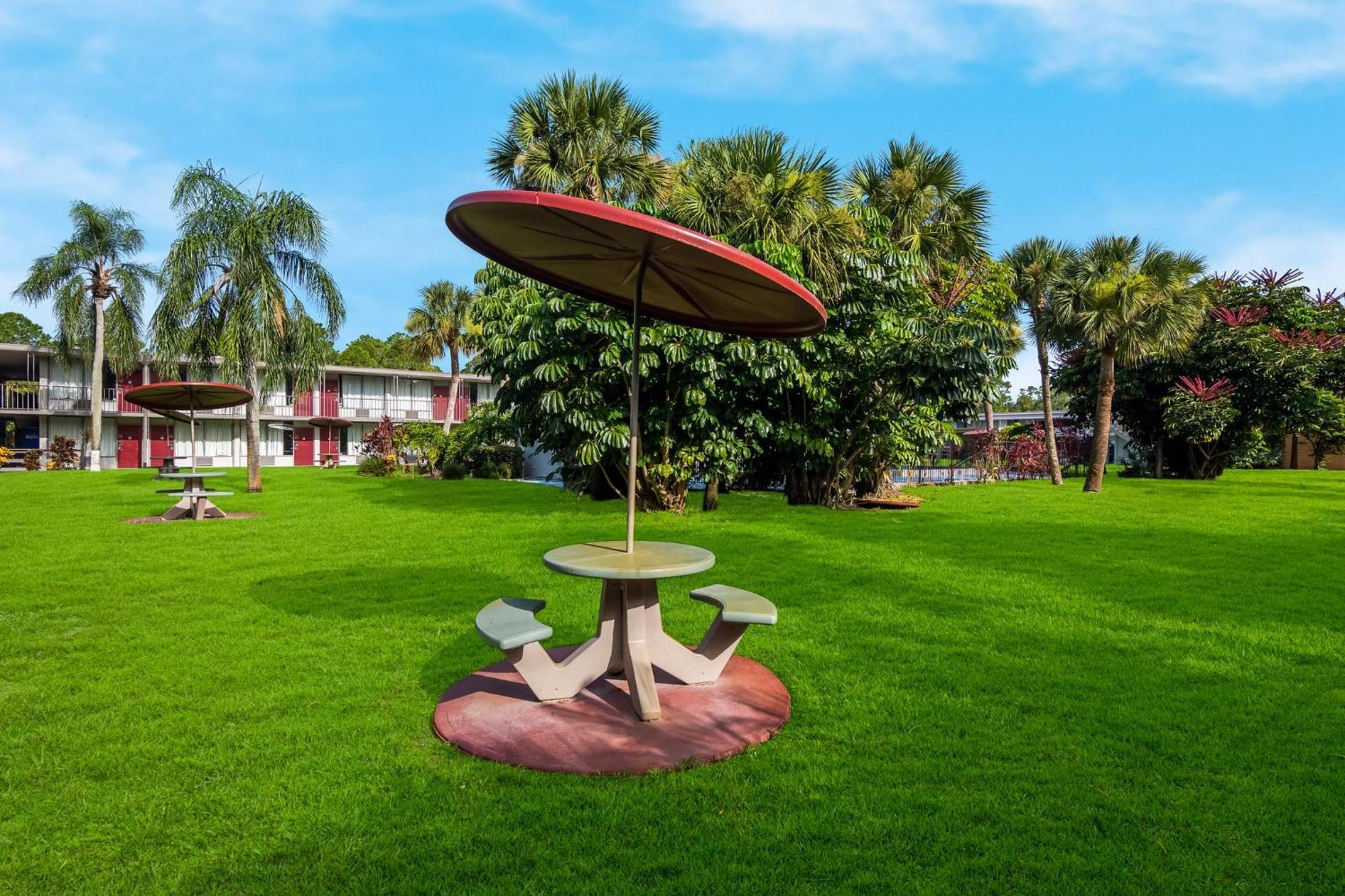 Red Roof Inn Vero Beach - I-95 מראה חיצוני תמונה